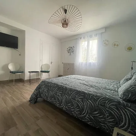 Appartement Independant En Rdc Chez Habitant Lannemezan Exterior photo